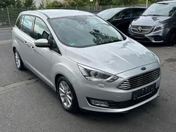 Grau Gebraucht 2018 Ford Grand C-Max Titanium Van / Kleinbus | 12.900 € (Guter Preis)