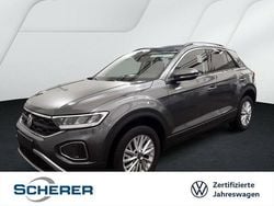 Indiumgrau metallic (metallic) Gebraucht 2024 VW T-Roc Life SUV | 22.400 € (Guter Preis)