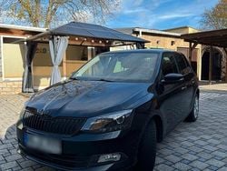 Schwarz Gebraucht 2016 Skoda Fabia Joy Kombi | 11.500 € (Etwas zu teuer)