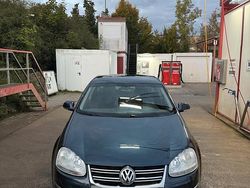 Blau Gebraucht 2006 VW Jetta Limousine | 2.650 € (Guter Preis)