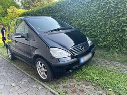 Schwarz Gebraucht 2003 Mercedes A160 Elegance Limousine | 2.799 € (Teuer)