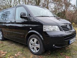 Schwarz Gebraucht 2003 VW Multivan Highline Van | 11.000 €