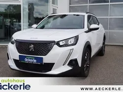 Lack weiss banquise/typ aussen Gebraucht 2021 Peugeot 2008 Allure SUV | 17.990 € (Fairer Preis)