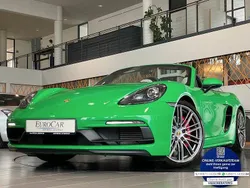 Grün Gebraucht 2022 Porsche 718 Boxster Chrono Cabrio | 81.980 €