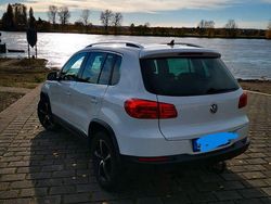 Weiß Gebraucht 2011 VW Tiguan Trendline SUV | 9.800 € (Fairer Preis)