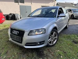 Silber Gebraucht 2010 Audi A3 Ambition Limousine | 3.690 € (Fairer Preis)