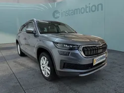 Grau Gebraucht 2023 Skoda Kodiaq Style SUV | 34.049 € (Fairer Preis)