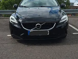 Schwarz Gebraucht 2016 Volvo V40 Kinetic Kombi | 9.300 € (Guter Preis)