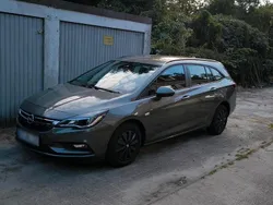 Grau Gebraucht 2017 Opel Astra Kombi | 5.199 € (Guter Preis)