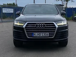 Schwarz Gebraucht 2016 Audi Q7 Ambiente SUV | 33.800 € (Fairer Preis)