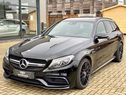 Obsidianschwarz metalliclack Gebraucht 2015 Mercedes C63 AMG AMG Kombi | 38.590 €