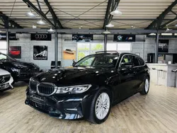 Schwarz Gebraucht 2021 BMW 330e Sport Line Limousine | 28.990 € (Fairer Preis)
