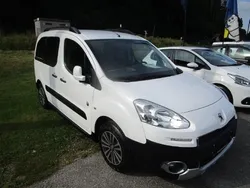 Weiss Gebraucht 2014 Peugeot Partner Tepee Outdoor Van / Kleinbus | 10.490 €