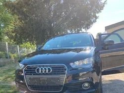 Schwarz Gebraucht 2014 Audi A1 Sportback Ambition Kleinwagen | 9.990 € (Guter Preis)