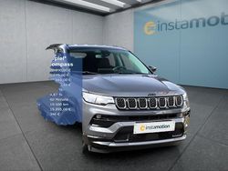 Grau Gebraucht 2024 Jeep Compass SUV | 30.749 € (Fairer Preis)