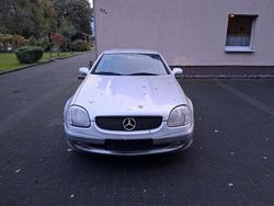 Silber Gebraucht 2003 Mercedes SLK230 Cabrio | 3.111 € (Teuer)