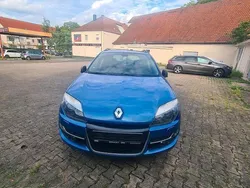 Blau Gebraucht 2011 Renault Laguna GrandTour Kombi | 5.500 € (Teuer)