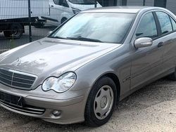 Grau Gebraucht 2005 Mercedes C180 Classic Limousine | 2.490 € (Fairer Preis)