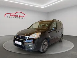 Lack onyx schwarz Gebraucht 2017 Peugeot Partner Allure Van / Kleinbus | 14.985 € (Etwas zu teuer)