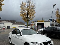 Weiß Gebraucht 2007 BMW 320 M Sport Limousine | 3.950 € (Superpreis)