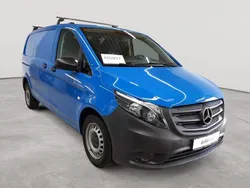Verkehrsblau Gebraucht 2020 Mercedes Vito Van / Kleinbus | 19.490 € (Fairer Preis)