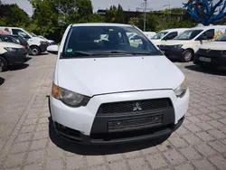 Weiß Gebraucht 2010 Mitsubishi Colt Intense Limousine | 995 € (Guter Preis)