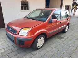 Rot Gebraucht 2006 Ford Fusion Limousine | 3.300 € (Etwas zu teuer)