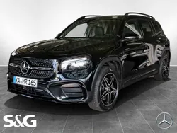 Mercedes GLB220
