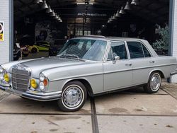 Grau Gebraucht 1967 Mercedes S280 SE Limousine | 48.250 €
