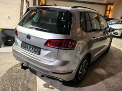Silber Gebraucht 2018 VW Golf Sportsvan Join Van / Kleinbus | 15.500 € (Guter Preis)