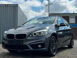 Grau Gebraucht 2015 BMW 218 Active Tourer Performance Van / Kleinbus | 9.400 € (Guter Preis)