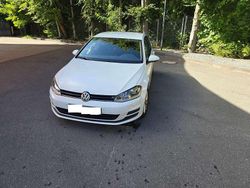 Weiß Gebraucht 2015 VW Golf VII Limousine | 9.250 € (Fairer Preis)