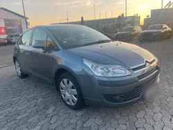 Grau Gebraucht 2006 Citroën C4 Limousine | 2.900 €