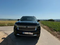 Schwarz Gebraucht 2025 Chevrolet Suburban SUV | 93.800 € (Etwas zu teuer)