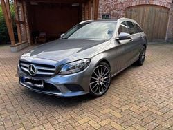 Grau Gebraucht 2019 Mercedes C200 Avantgarde Limousine | 17.000 € (Guter Preis)