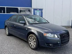 Grau Gebraucht 2006 Audi A4 Limousine | 1.800 € (Superpreis)