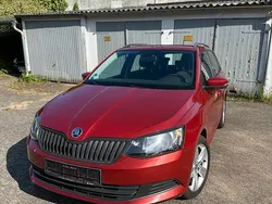 Rot Gebraucht 2016 Skoda Fabia Kombi | 8.300 € (Guter Preis)