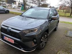 Grau Gebraucht 2021 Toyota RAV4 Hybrid SUV | 33.990 € (Guter Preis)