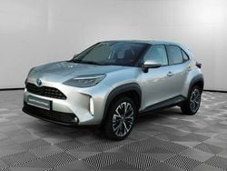 Shimmering silver metallic Gebraucht 2021 Toyota Yaris Hybrid Elegant | 20.990 € (Guter Preis)