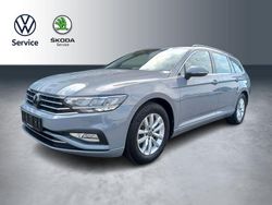 Grau Gebraucht 2023 VW Passat Business Kombi | 26.970 € (Guter Preis)