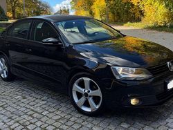 Schwarz Gebraucht 2012 VW Jetta Highline Limousine | 4.000 € (Guter Preis)