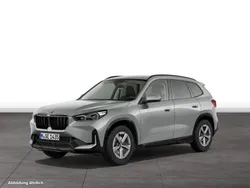 Spacesilber metallic Gebraucht 2024 BMW X1 Shadowline SUV | 43.424 € (Teuer)