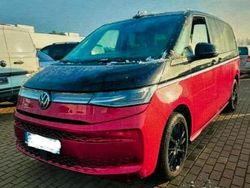 Schwarz Gebraucht 2025 VW Multivan Style Van | 63.350 €