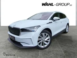 Weiß Gebraucht 2021 Skoda Enyaq iV Loft SUV | 27.990 € (Fairer Preis)