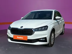 Weiß Gebraucht 2024 Skoda Fabia Selection Limousine | 17.530 € (Fairer Preis)