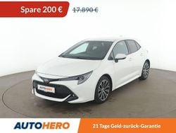 Weiß Gebraucht 2021 Toyota Corolla Team Limousine | 17.690 € (Fairer Preis)