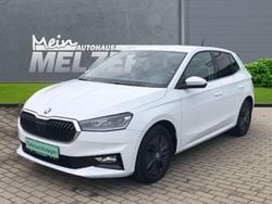 Moonweiß met. Gebraucht 2024 Skoda Fabia Style Limousine | 19.480 € (Guter Preis)