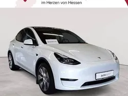 Pearl white multicoat Gebraucht 2022 Tesla Model Y RWD SUV | 29.989 € (Fairer Preis)