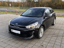 Schwarz Gebraucht 2019 Kia Rio DREAM-TEAM Edition Limousine | 12.790 € (Fairer Preis)