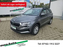 Grau Neu 2025 Skoda Karoq Selection SUV | 32.990 € (Guter Preis)